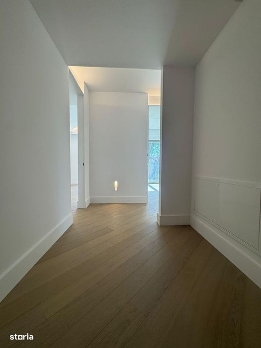 3 Camere || Cortina 126 || Erouiancu Nicolae