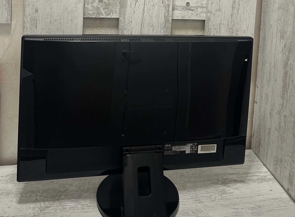 Монитор ASUS VE247H (23.6" Full HD, 2ms)
