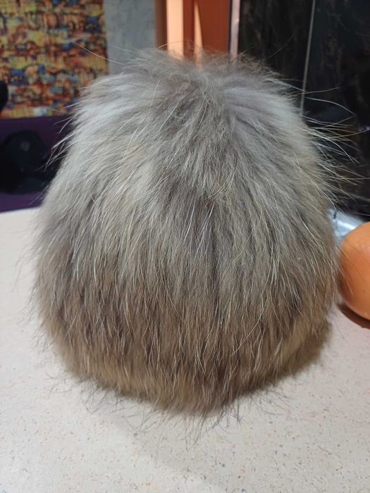 Продам женскую шапку