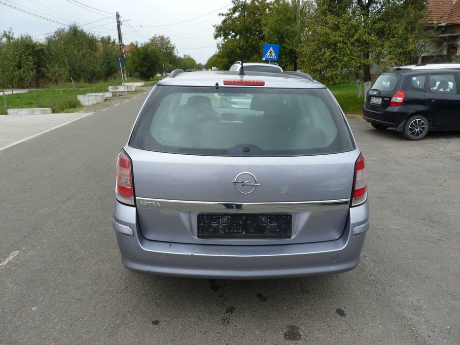 Opel Astra H  1.6 Clima
