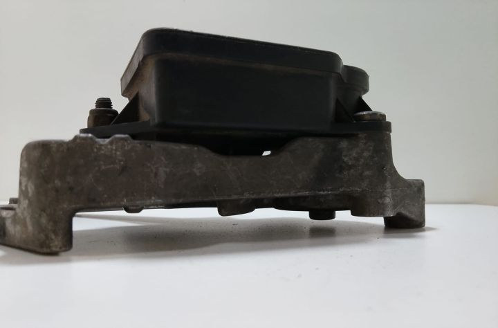 Clapeta  Galerie Admisie    A6421500494 Mercedes-Benz M-Class W164 se