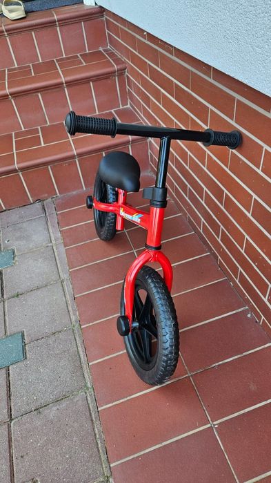 Bicicleta de echilibru metalica pentru copii