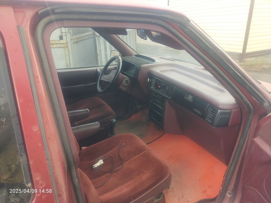 Продам Додж караван