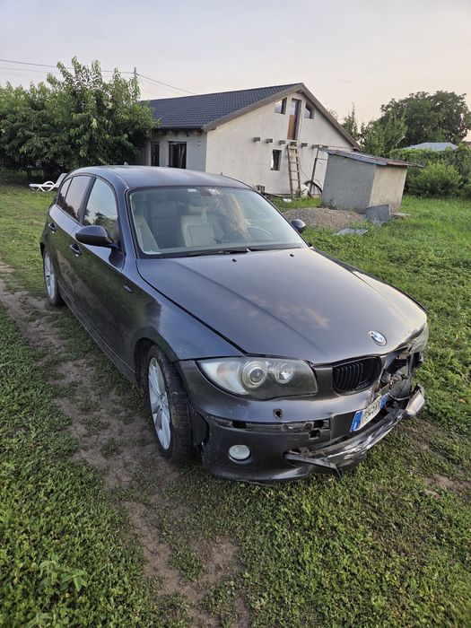 Vând bmw 118d din 2005. 260000km, asigurare și revizie valabile, Preț 1000€ . Mai multe detalii la telefon.