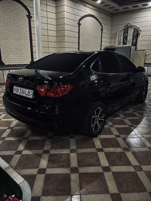 Hyundai Avante Srochna sotiladi gen bor Faqat naxtka