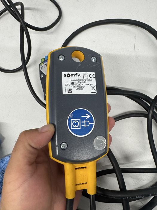 Cablu de reglaj și testare profesional Somfy Universal Setting Cable Hybrid (Ref. 9020579A)