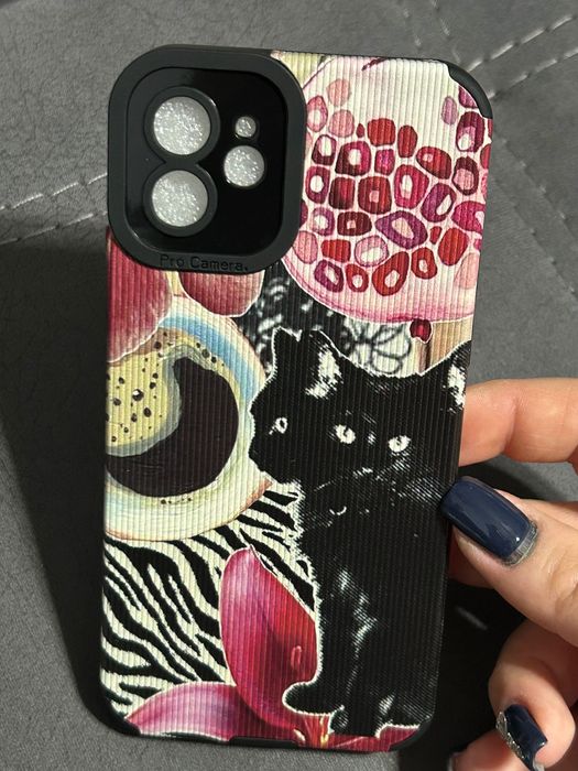 Кейс за iPhone 12