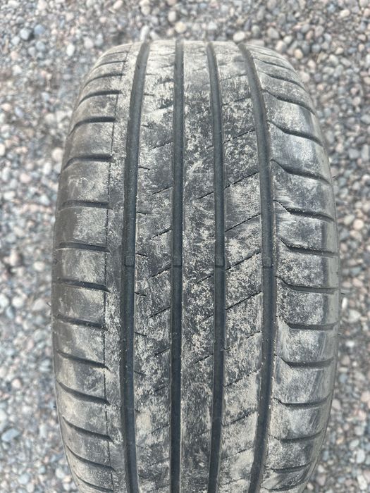 продам резины 17 размер летный