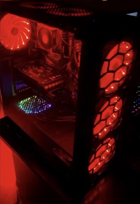 Pc, sursa , componente