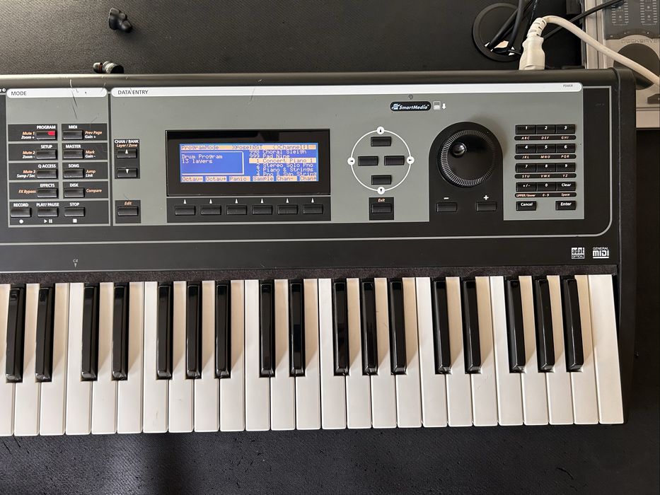 Продам Kurzweil K2661