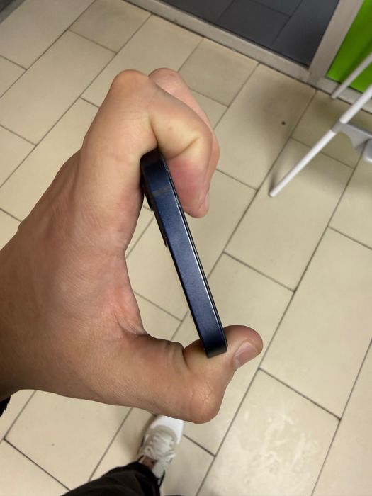 Iphone12 в черном цвете