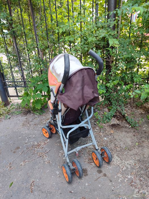 Коляска прогулочная