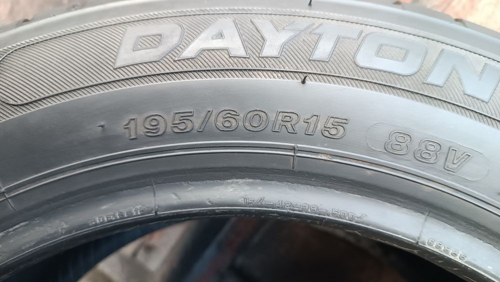 195/60/15 Dayton