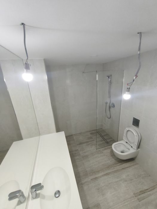 Apartament Premium de Vânzare –One High District | Etaj 5 | Terasă 15 mp | Parcare Inclusă