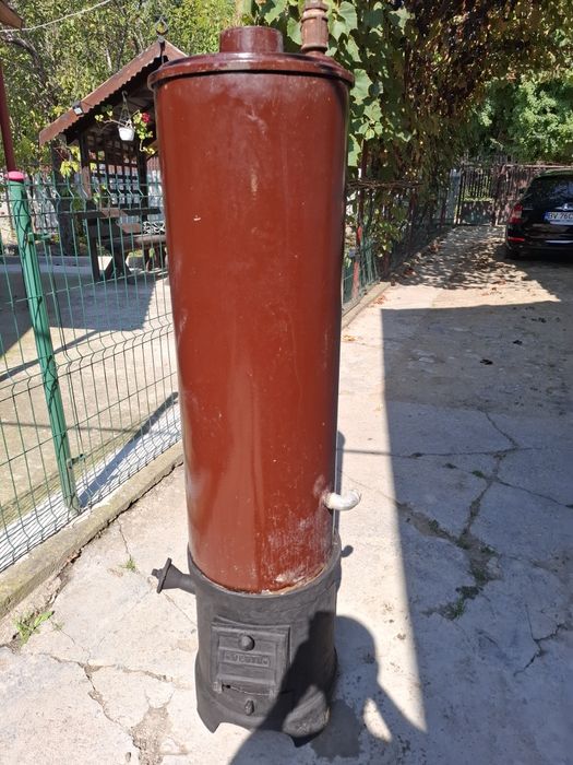 Boiler pe lemne.