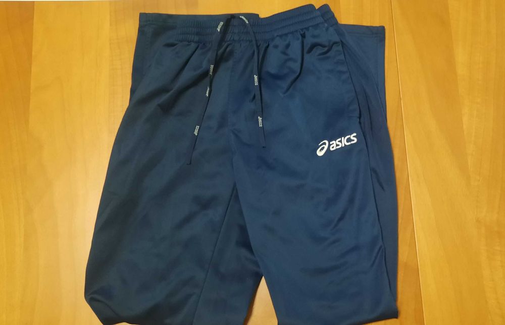 Asics-Много Запазено