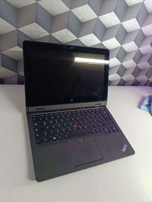 Tableta lenovo helix ultrabook pro Intel M impecabila