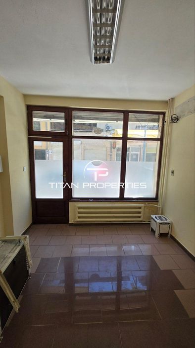 Дава се под наем Офис в Пловдив, Мараша - 74 кв.м за 650 € - Снимка #9
