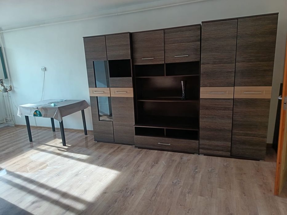 Vând garsonieră confort unu