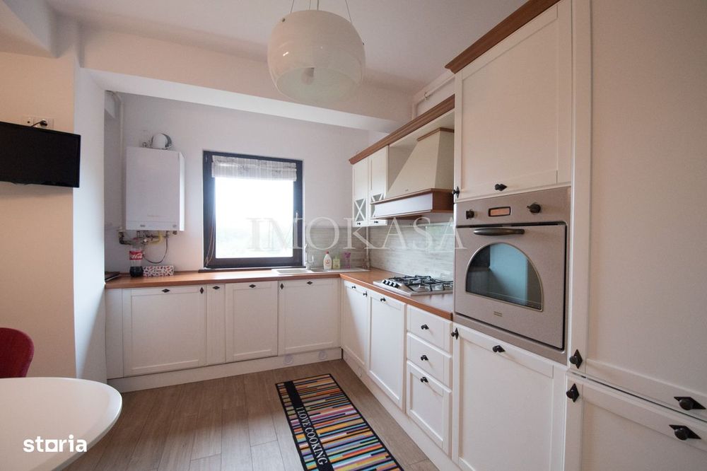 Apartament 3 camere , 97 mp, cu vedere spre Parcul Sub Arini
