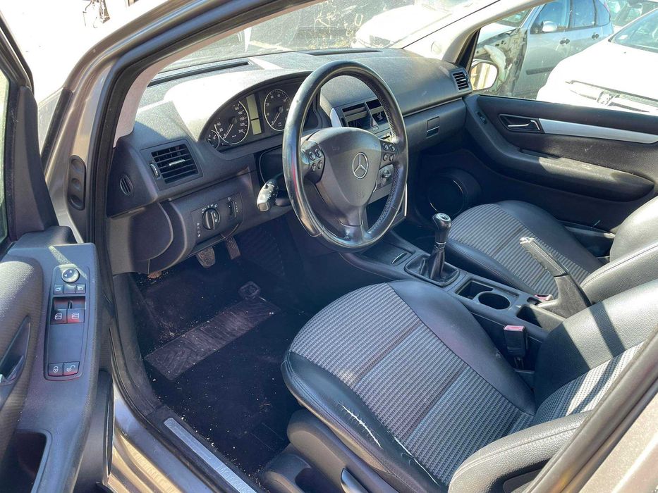 Мерцедес А 170 бензин