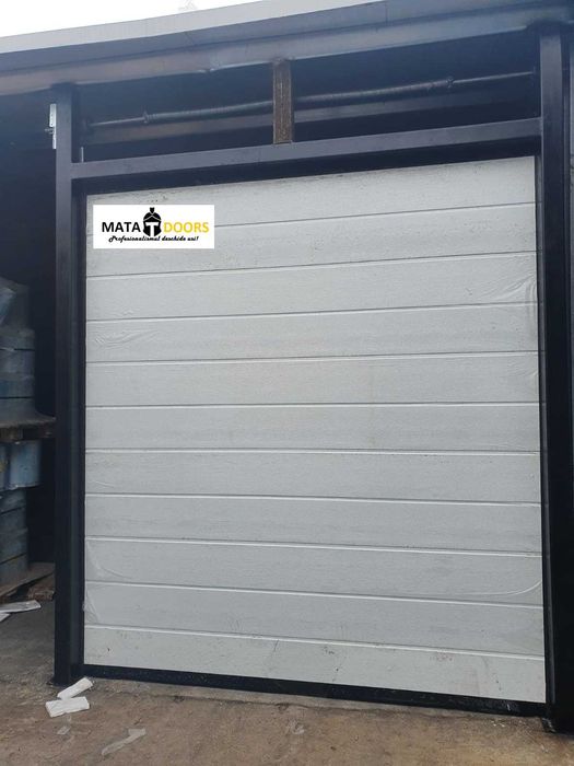 Usa L4xH3 antracit.Usi garaj/sectionale/rezidentiale/industriale/hale