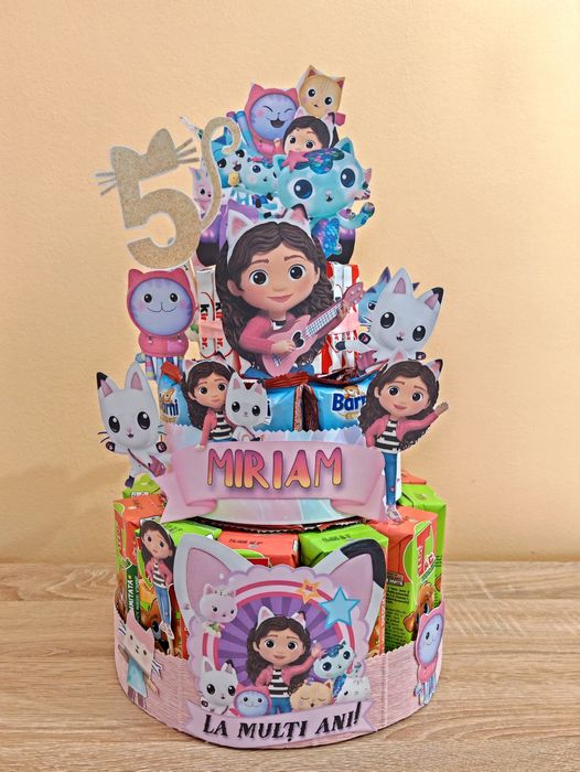 Tort dulciuri pentru fețite