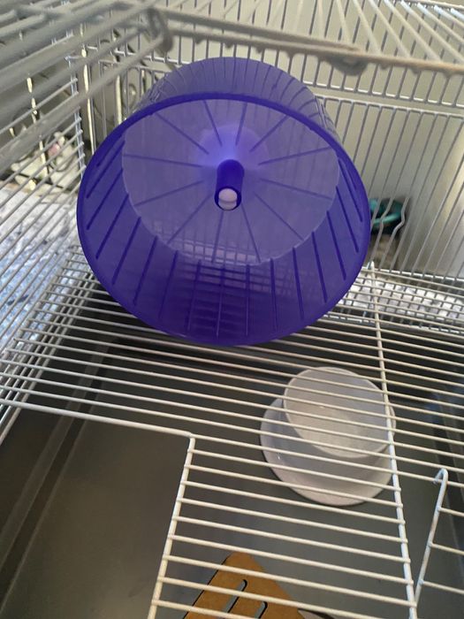 Клетка за хамстери плюс аксесоари чисто нова