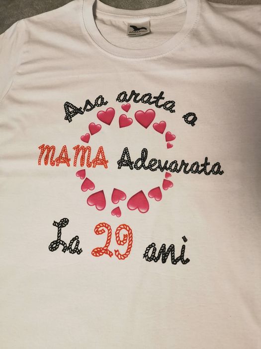 Tricouri aniversare cu orice text