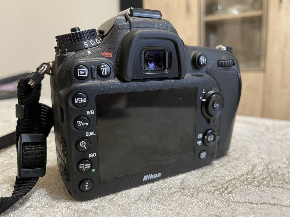 Nikon D7100 dslr