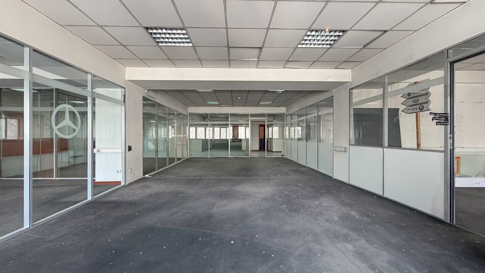 Продаётся коммерческое здание — 911 м²