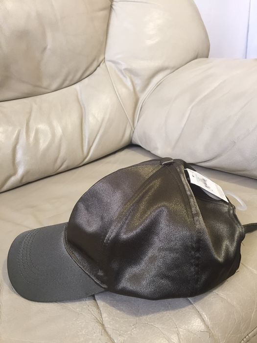 Шапка с козирка Primark