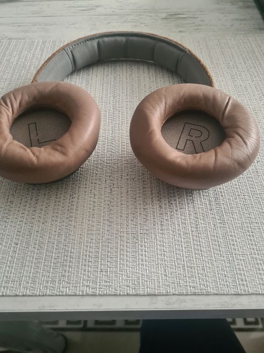 Casti bluetooth marca b&o