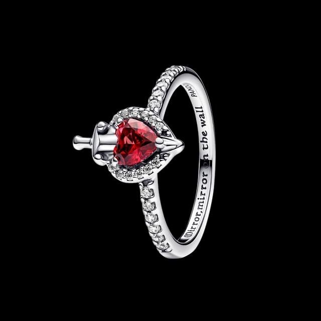 Кольцо “Злая Королева” Пандора