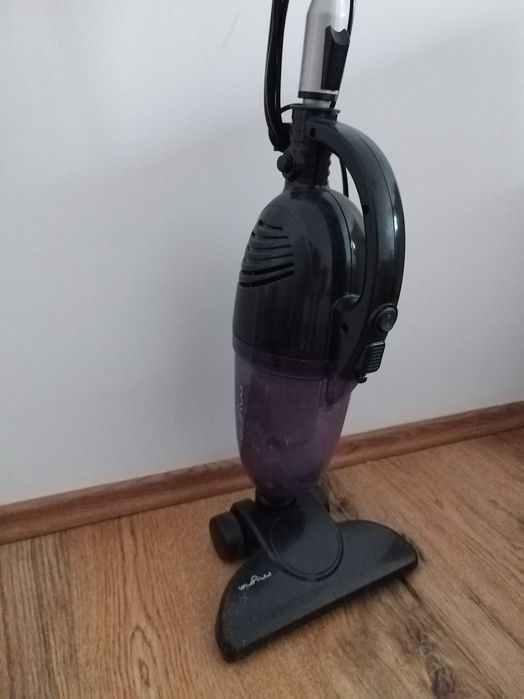 Aspirator Myria vertical cu fir