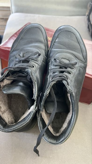 Мужской сапоги черные