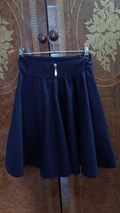 Продам юбку для учебы