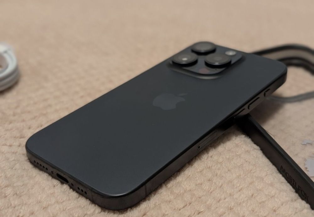Piese iPhone 15 pro placa baza camere carcasa