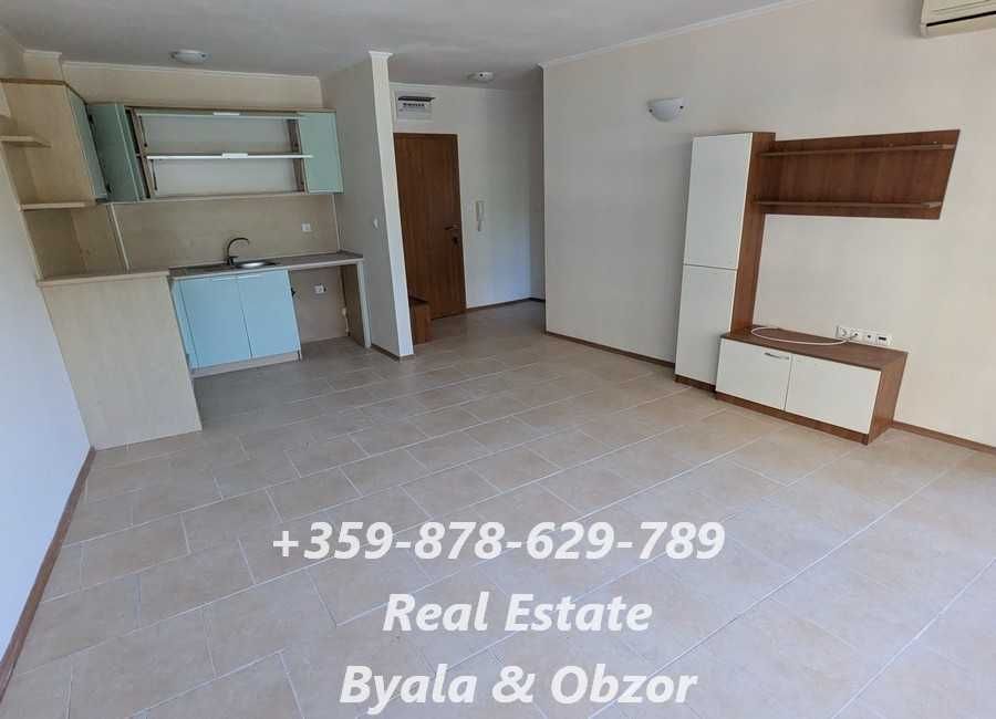 Продава се Двустаен апартамент в Обзор - 65 кв.м за 784 €/кв.м - Снимка #6