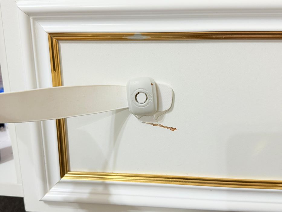 Комоды. Тумбы.