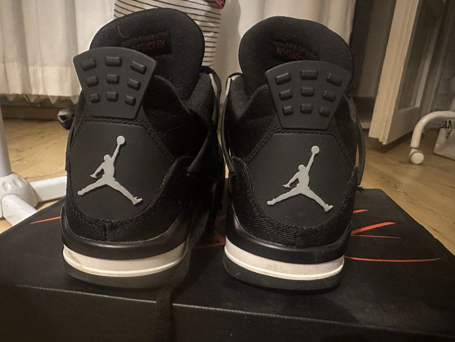 J4 retro SE black canvas