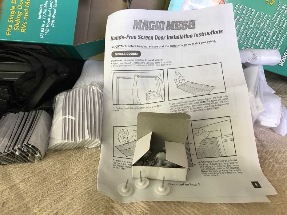 Магнитна мрежа срещу насекоми за врата