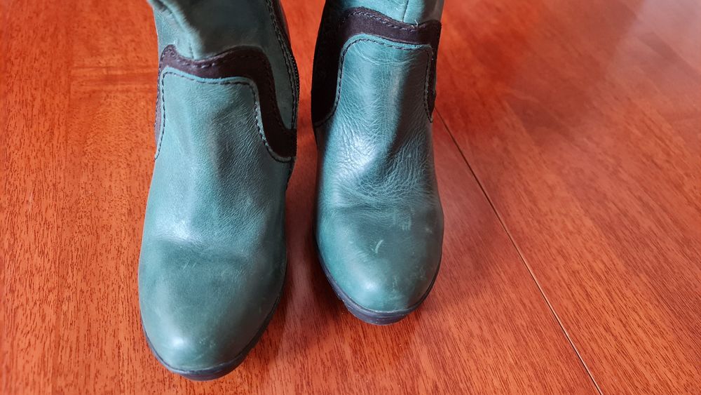 Cizme din piele, model deosebit, fabricate în Portugalia