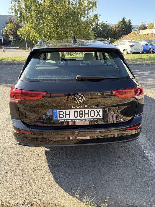 Vokswagen Golf  8 automat 1.0 eTSI mild hybrid