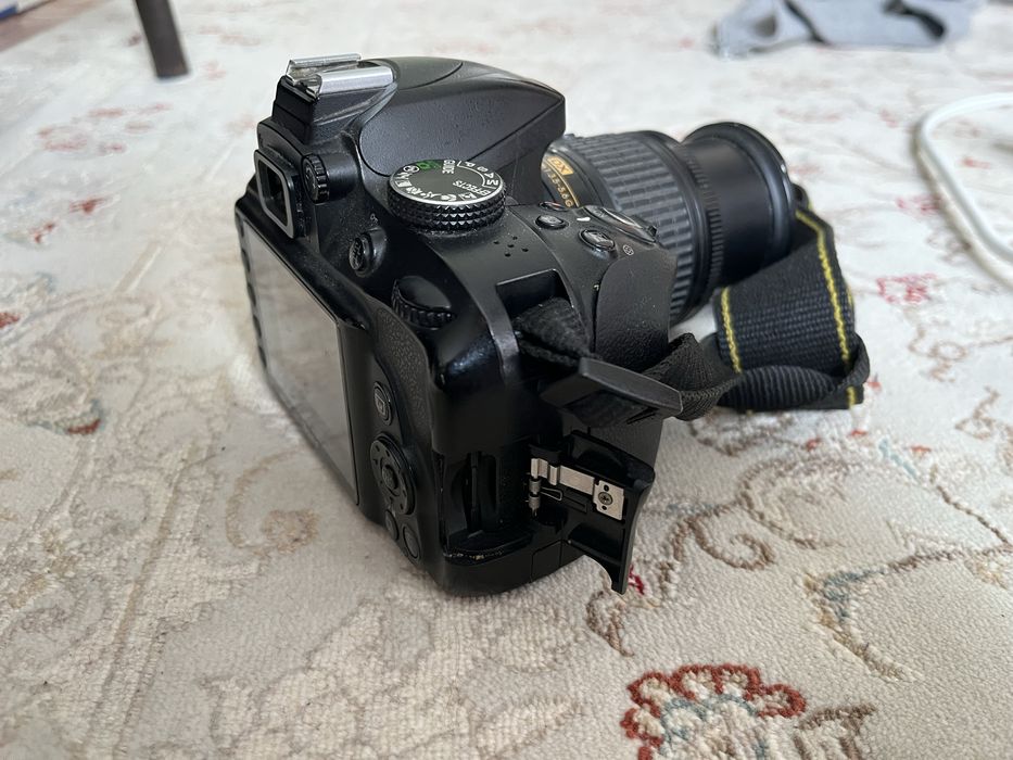 Nikon D3300 с китовым обьективом 18-55