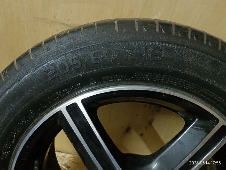 Диски с летней резиной 5*112