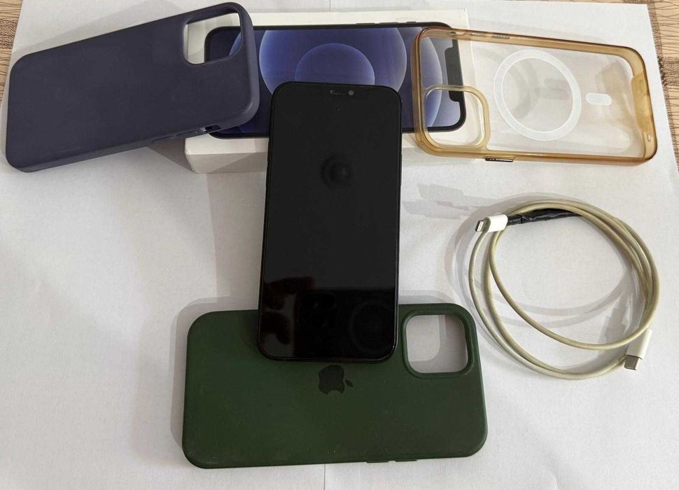 Iphone 12/ 64Gb/ Black