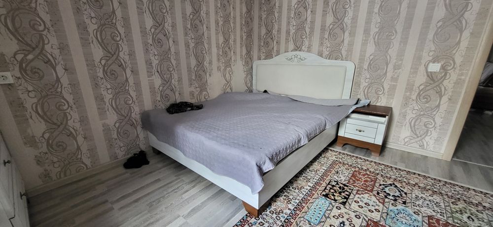 Спальный гарнитур