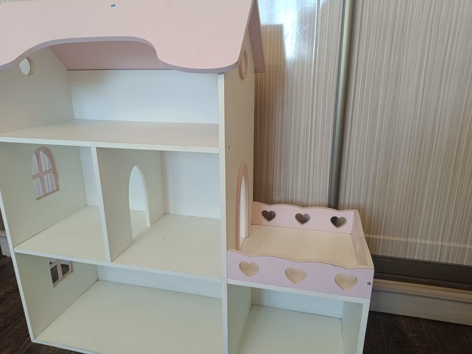 Домик для кукол.