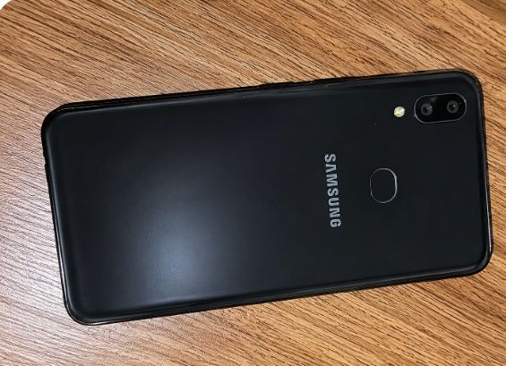Samsung A10s sotiladi!!!